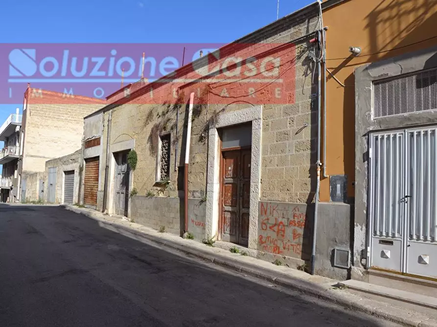 Casa indipendente in vendita in vico Spalato a Canosa Di Puglia