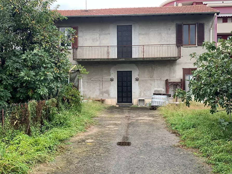 Casa indipendente in vendita in Via Filzi a Legnano