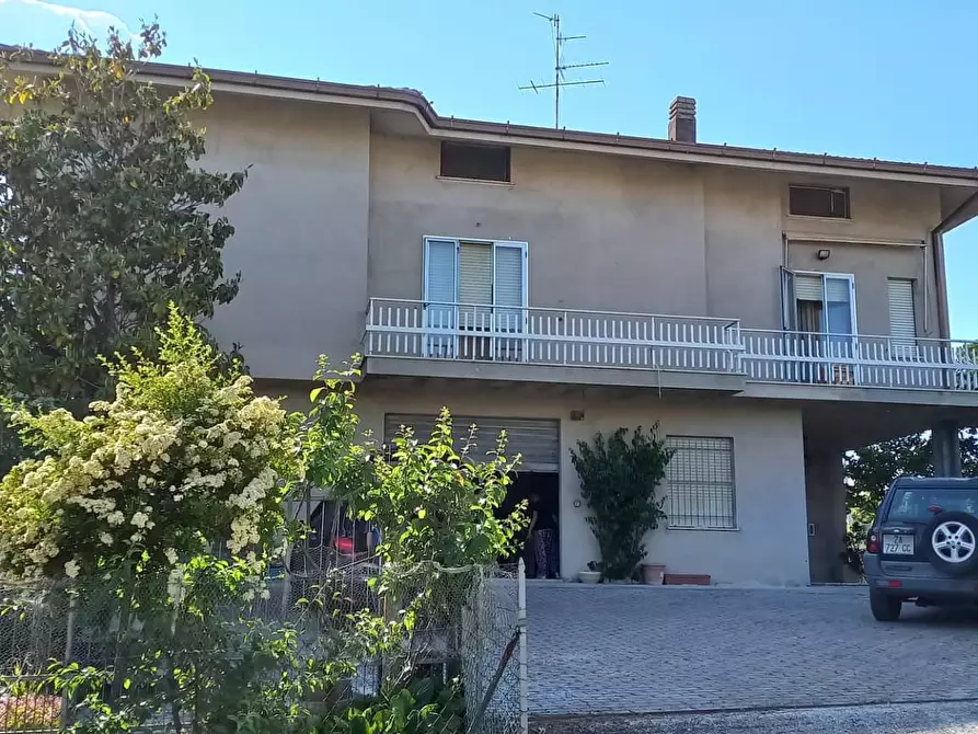 Casa indipendente in vendita in Giacomo Brodolini a Montappone