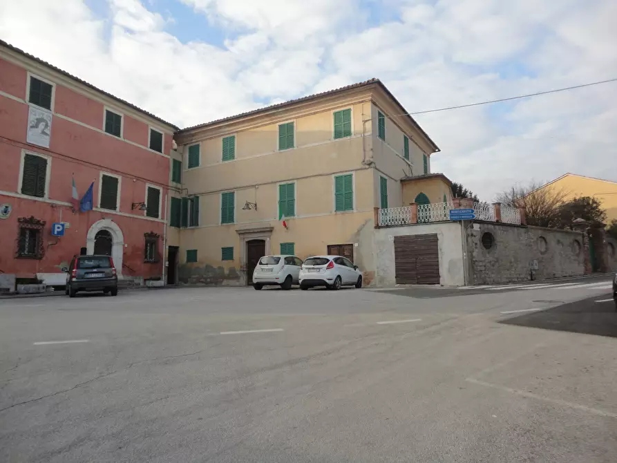 Appartamento in vendita in piazza mazzini a Castelplanio