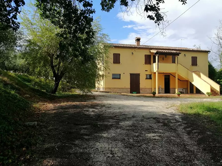 Villa in vendita in Via Monticelli a Castelplanio