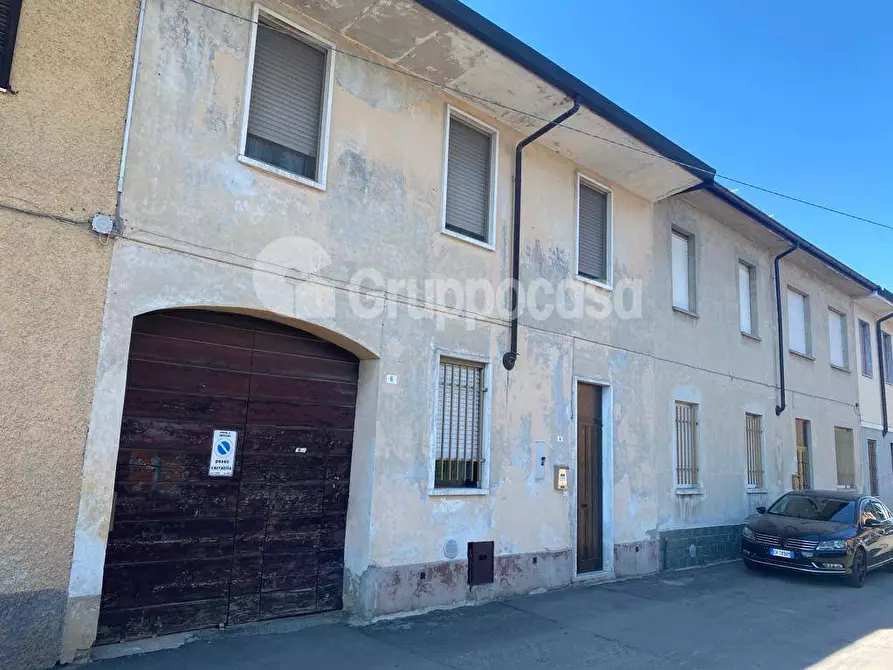 Appartamento in vendita in Via Belloli a Inveruno