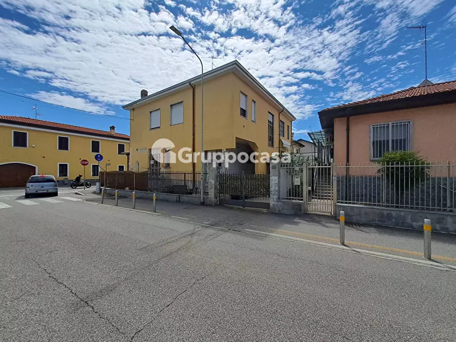 Appartamento in vendita in Via Cadorna a Magenta