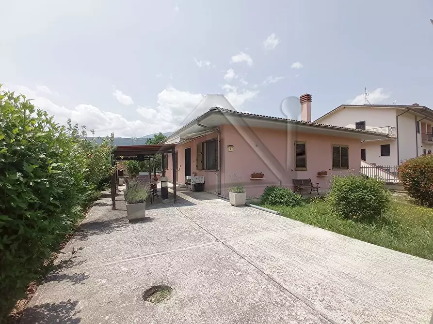Villa in vendita in Via Domenico De Nuntis a San Demetrio Ne' Vestini
