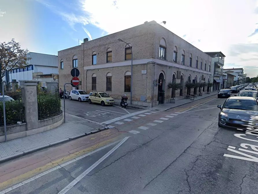 Ufficio in vendita in Via Cristoforo Colombo ang. Via Manin a San Benedetto Del Tronto