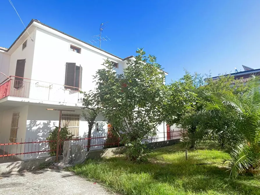 Casa indipendente in vendita in Via Cesare Battisti a Martinsicuro