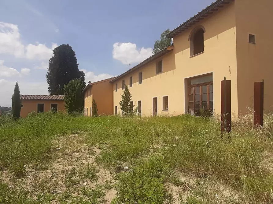 Casa semindipendente in vendita in Via di Camerata a Empoli