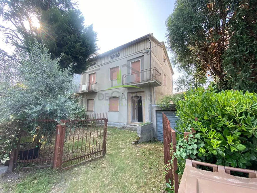 Casa indipendente in vendita in Via Salari a Monsampolo Del Tronto