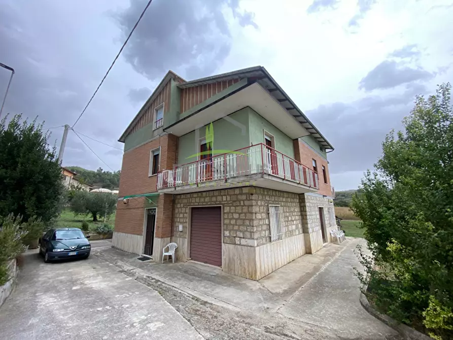 Casa indipendente in vendita in Fne Colonnata a Ascoli Piceno