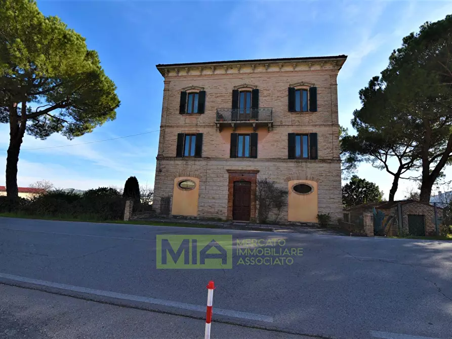 Villa in vendita in Via Tenna a Magliano Di Tenna