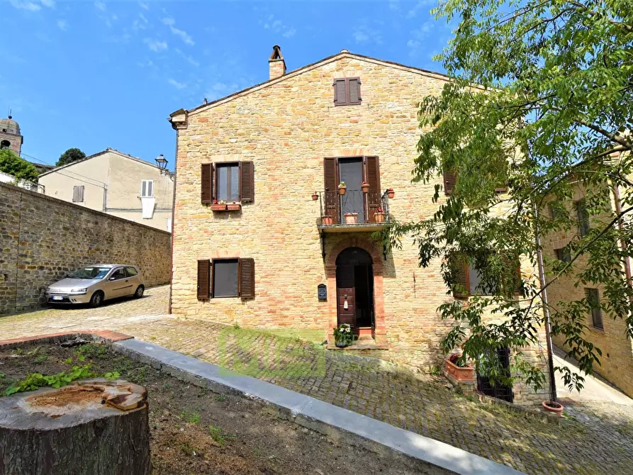 Casa indipendente in vendita in LARGO OSPEDALE a Santa Vittoria In Matenano