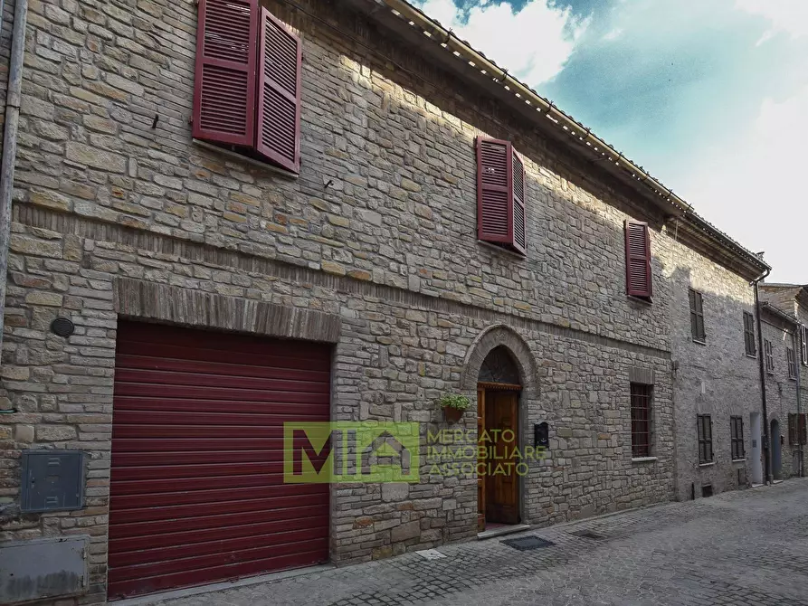 Casa indipendente in vendita in Via Vittorio Emanuele II a Montelparo