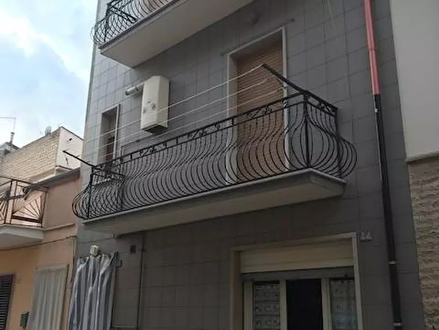 Casa indipendente in vendita in Via Ottavio Cataluddi a Sannicandro Garganico