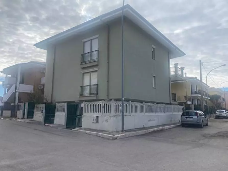 Appartamento in vendita in Via Delle Rose a Sannicandro Garganico