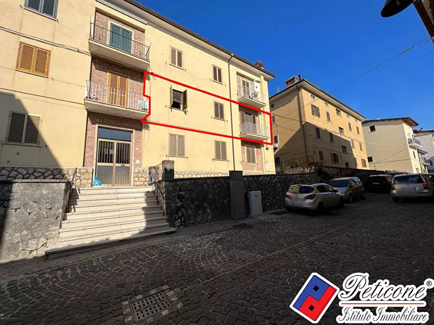 Appartamento in vendita in Via Lago a Lenola