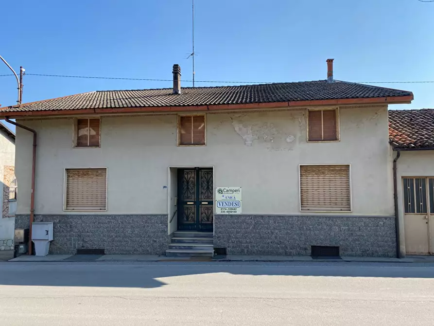 Casa indipendente in vendita in via Langhe a Magliano Alpi