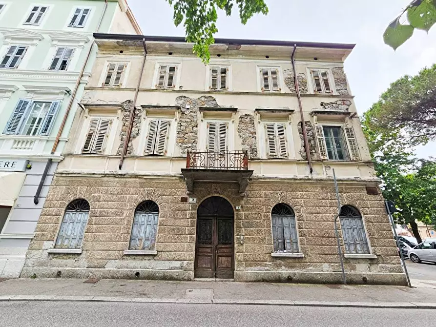 Palazzo in vendita in VIA PETRARCA a Gorizia