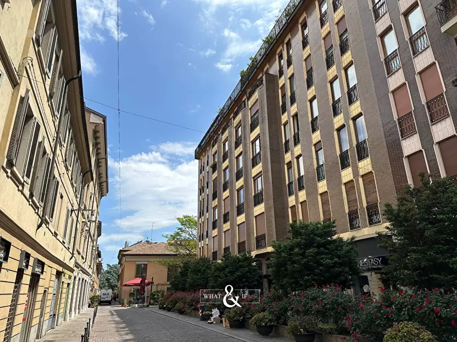 Appartamento in vendita in Via Padre Reginaldo Giuliani a Monza