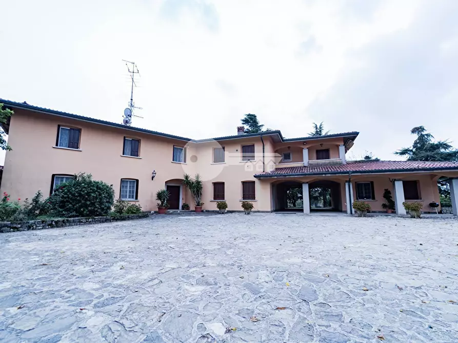 Villa in vendita in Via Brescia a Calvisano