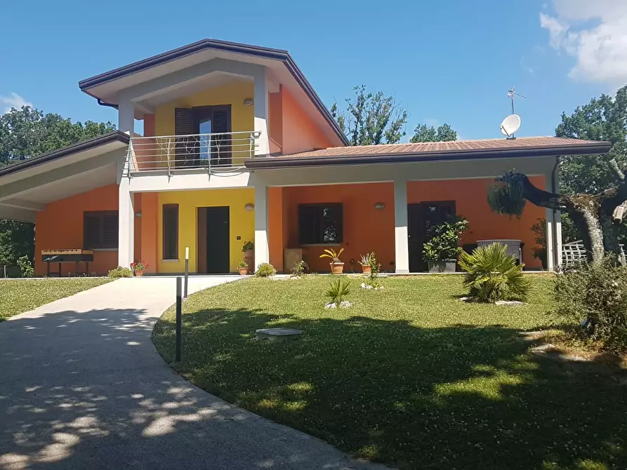 Villa in vendita in Via Piana a Morcone