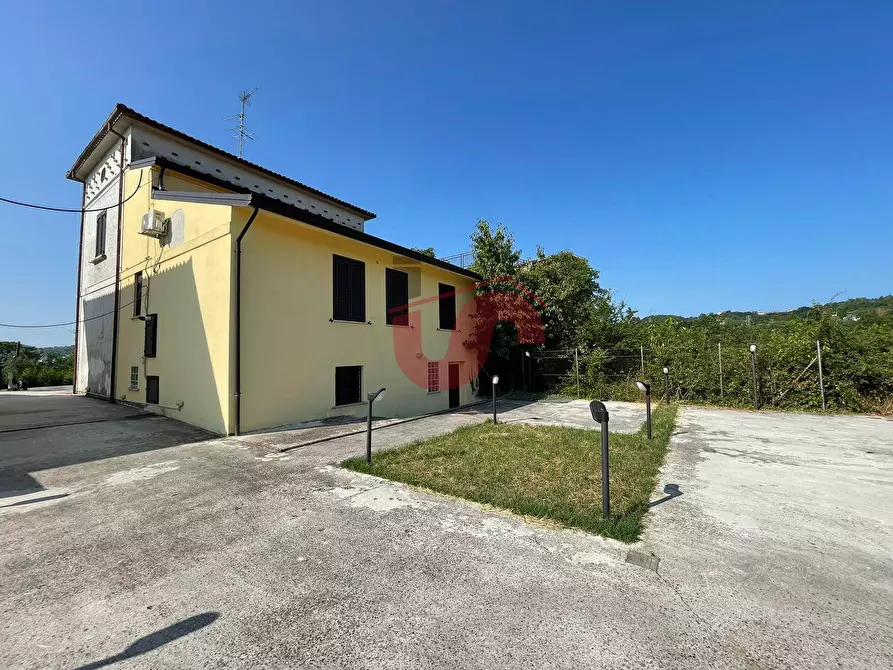 Casa indipendente in vendita in Contrada Malecagna a Benevento