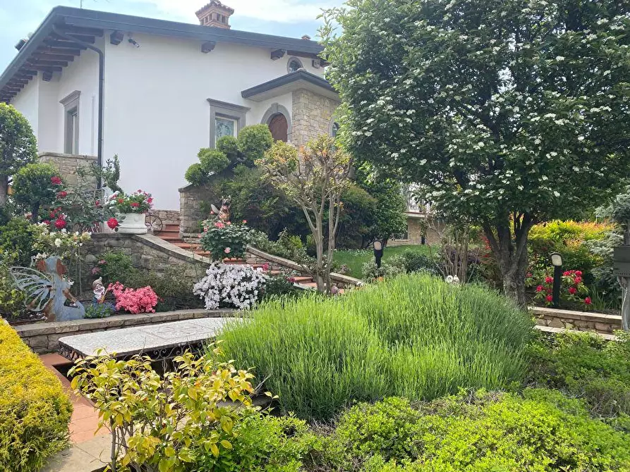 Villa in vendita in Via PO' a Ranica