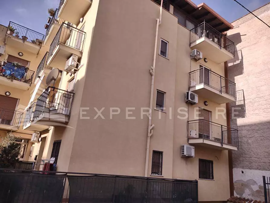 Appartamento in vendita in Via Francesco Milo Guggino a Palermo