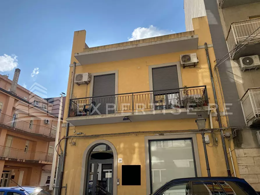 Casa indipendente in vendita in Via Benedetto Croce a Barcellona Pozzo Di Gotto