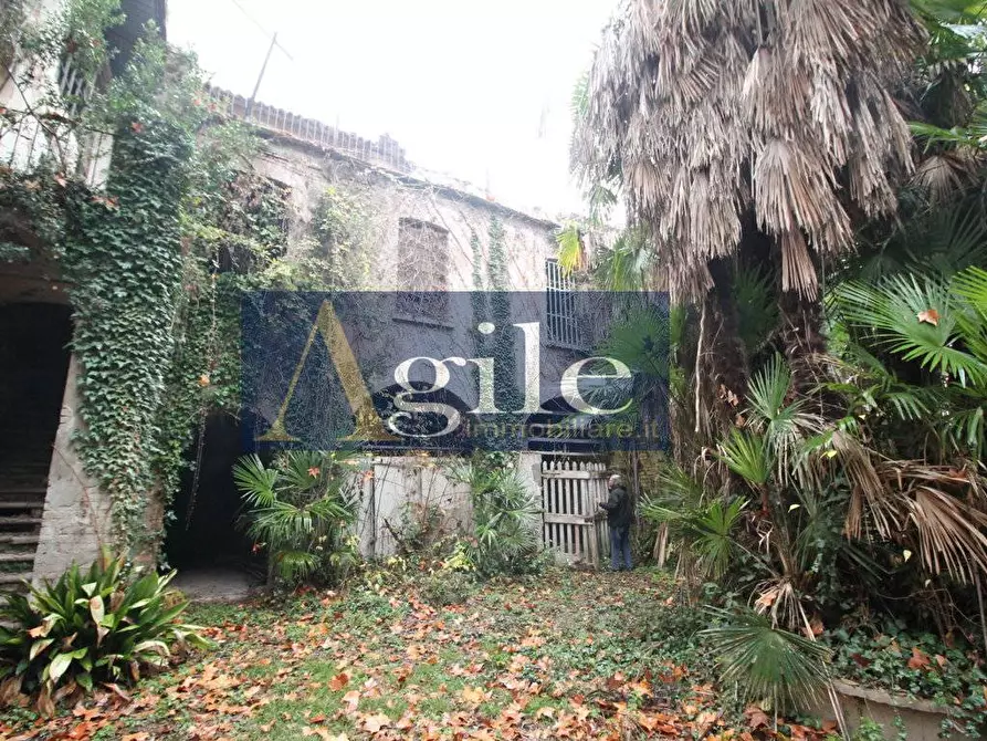 Villa in vendita in VIA DELLA STAZIONE a Colli Del Tronto