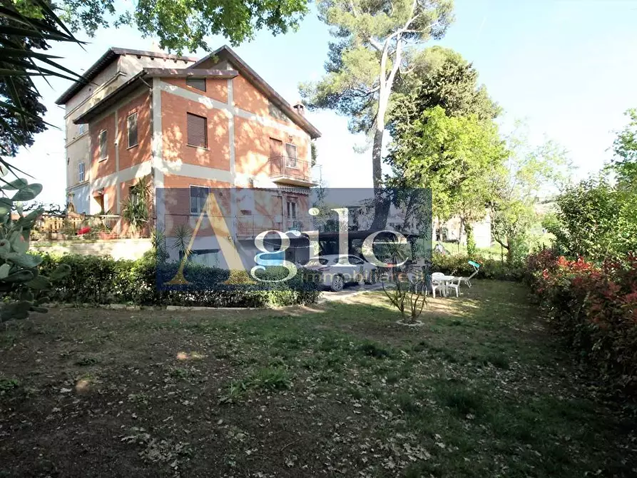 Villa in vendita in VIA VALLICELLA a Colli Del Tronto