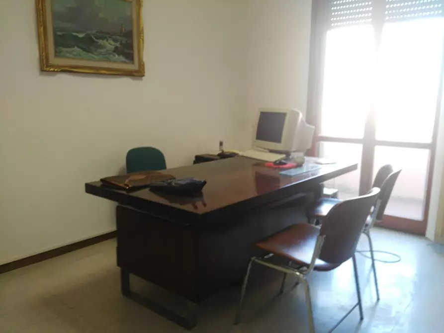 Ufficio in affitto in Via Sacco e Vanzetti a Pontedera