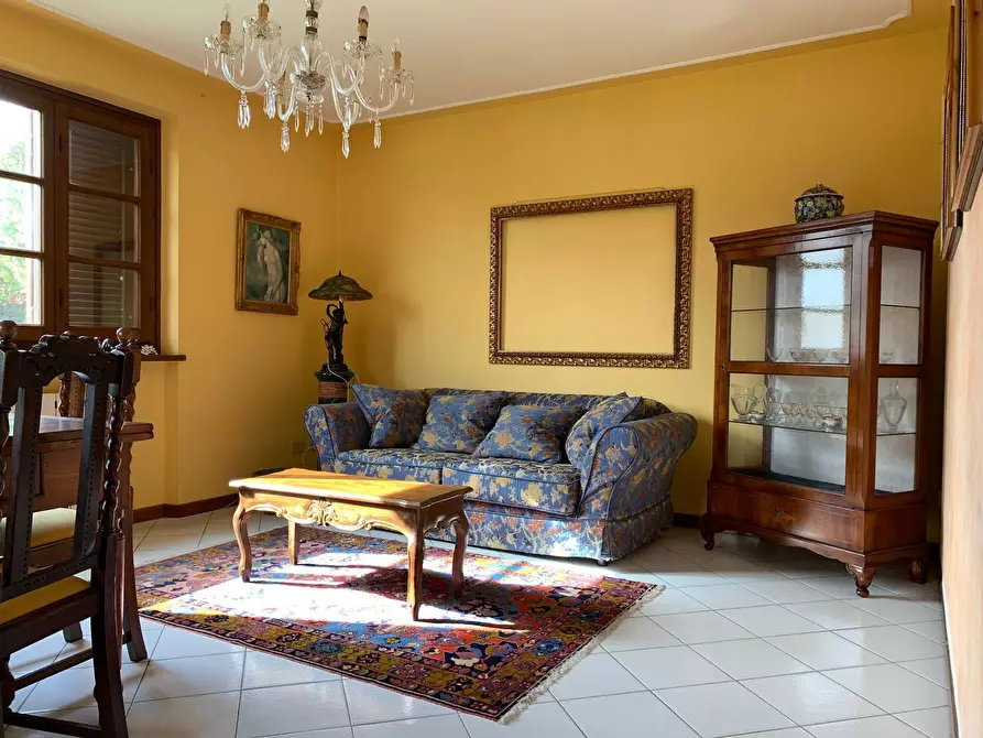 Casa indipendente in vendita in via dell'Olivella a Camaiore