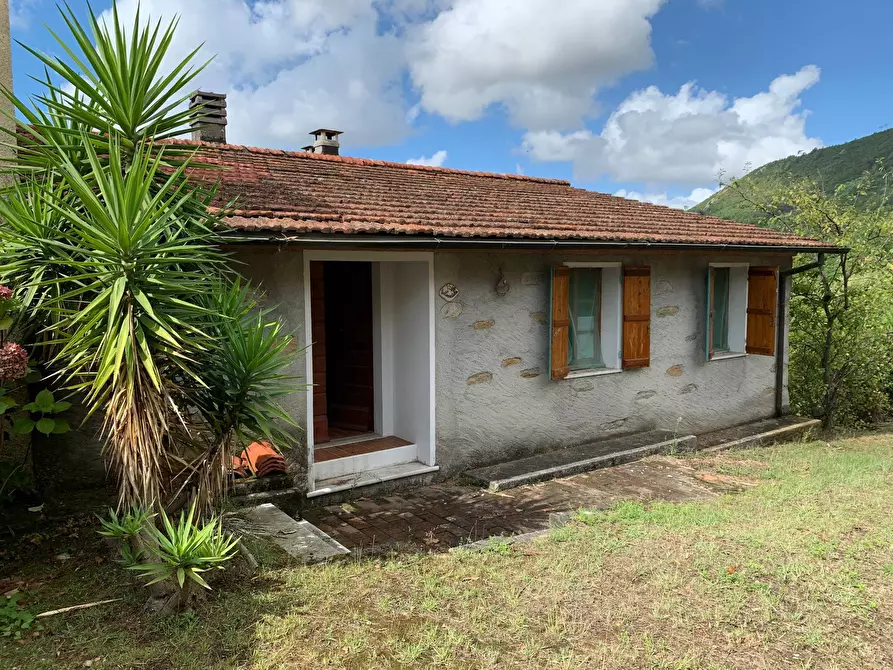 Casa indipendente in vendita in Via Cerro Grosso a Pietrasanta