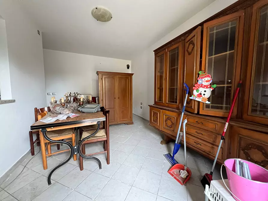 Appartamento in vendita in via piastroni a Cascina