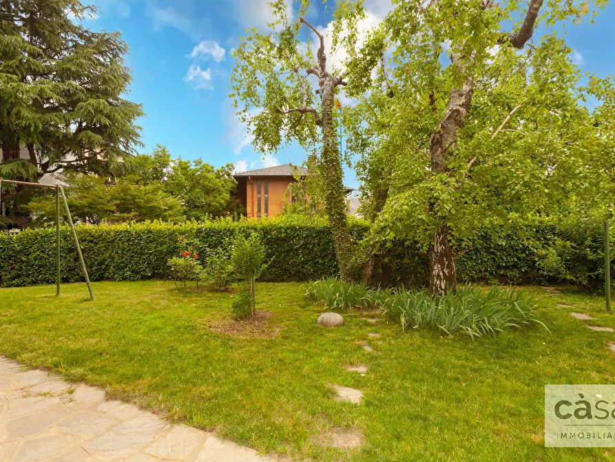Villa in vendita in Via Giuseppe Cesare Abba a Varese