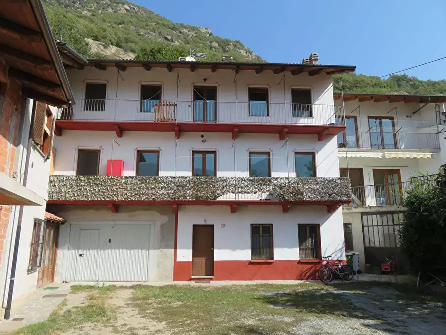 Villa in vendita in Borgata Poisatto a Condove