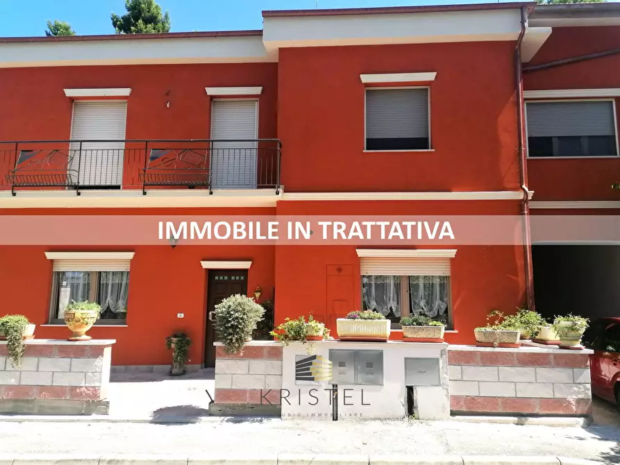 Casa bifamiliare in vendita in VIA GIOACCHINO DI MARZIO a Spoltore