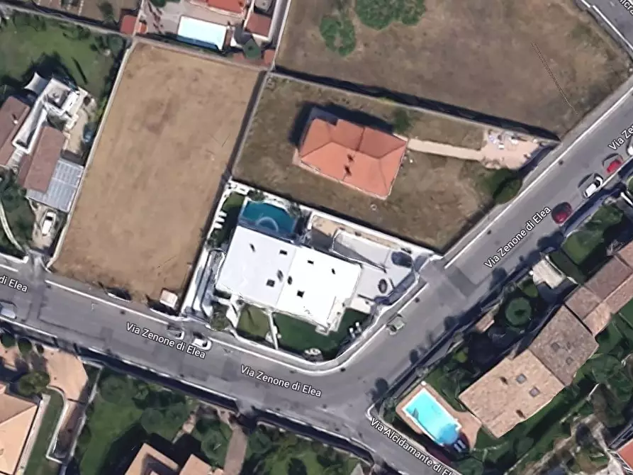 Terreno residenziale in vendita in Via Zenone Di Elea a Roma