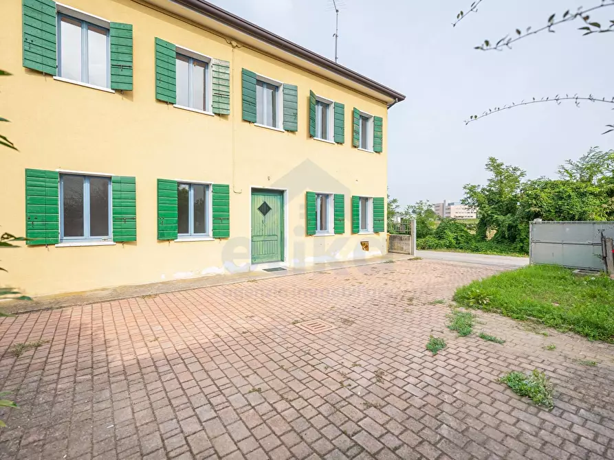 Casa indipendente in vendita in via castellana a Treviso