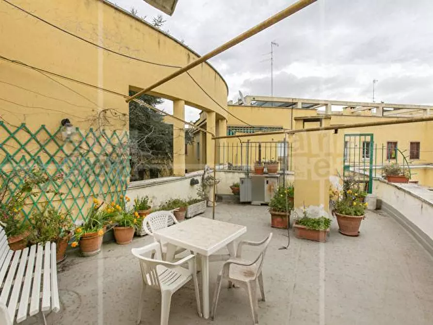 Appartamento in vendita in Via Paola Falconieri a Roma