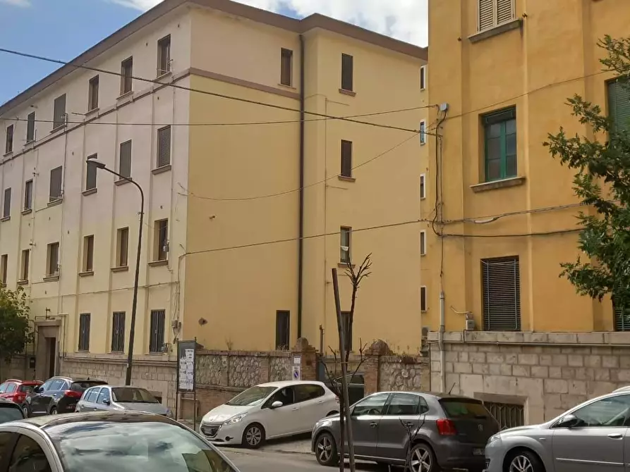Appartamento in vendita in Via Carlo Rosselli a Eboli