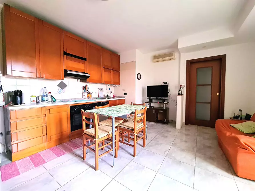 Immagine 1 di Appartamento in vendita  in viale Magna Grecia a Catanzaro