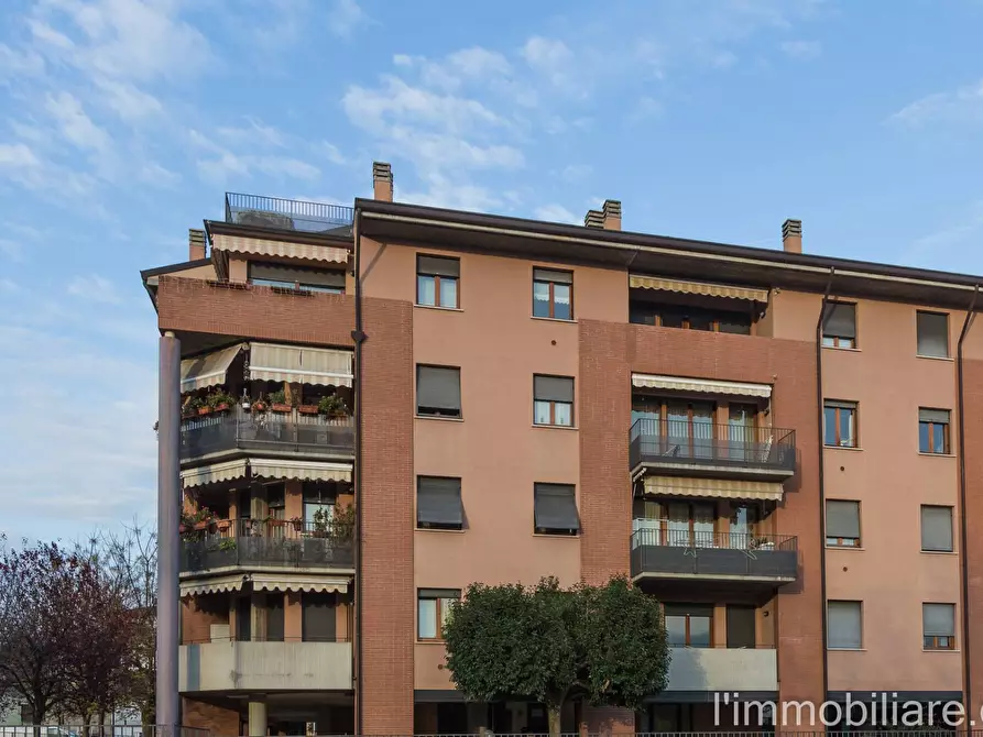 Appartamento in affitto in Via Egidio Meneghetti a Verona