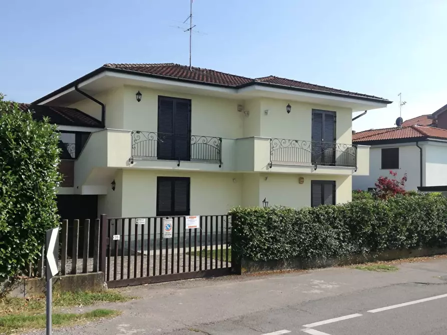 Villa in vendita in via San Rocco a Truccazzano