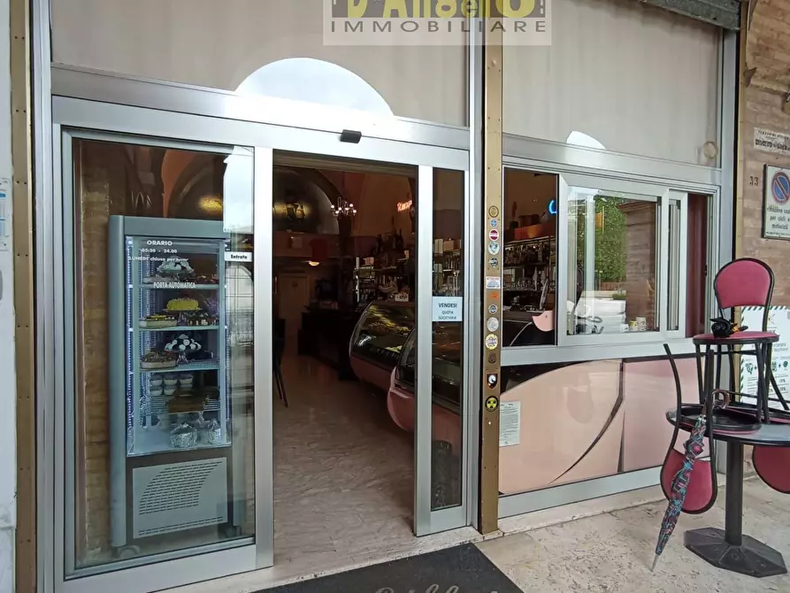 Bar / Ristorante in vendita in Borgo G. Leopardi a Offida