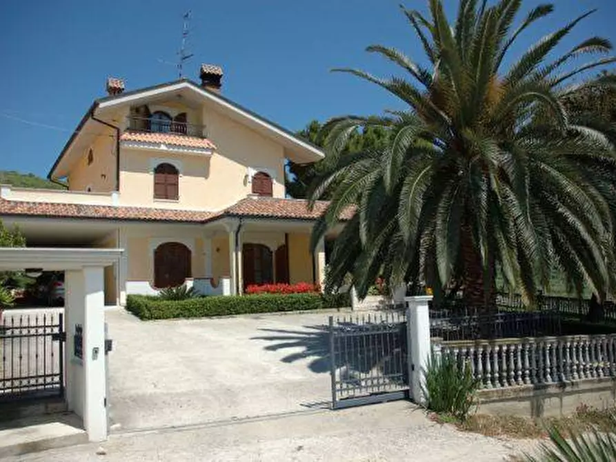 Villa in vendita in contrada montecretaccio a San Benedetto Del Tronto
