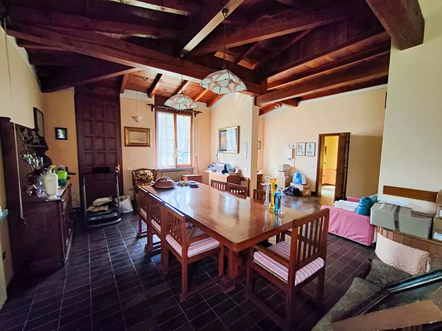 Villa in vendita in Via Montale a Capriolo