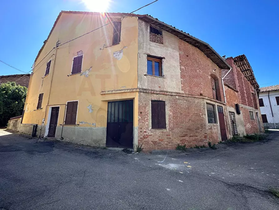 Casa semindipendente in vendita in Via Piave a Cassine