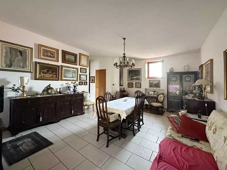Appartamento in vendita in Via Fratelli Rosselli a Varese