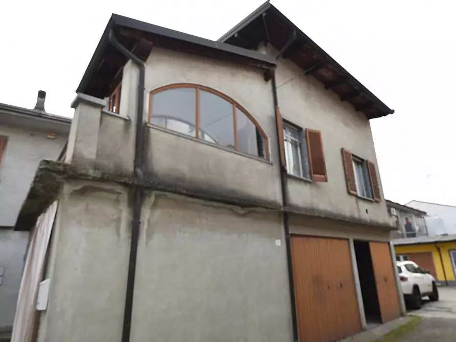 Casa indipendente in vendita in Via Verdi a Borgo Vercelli